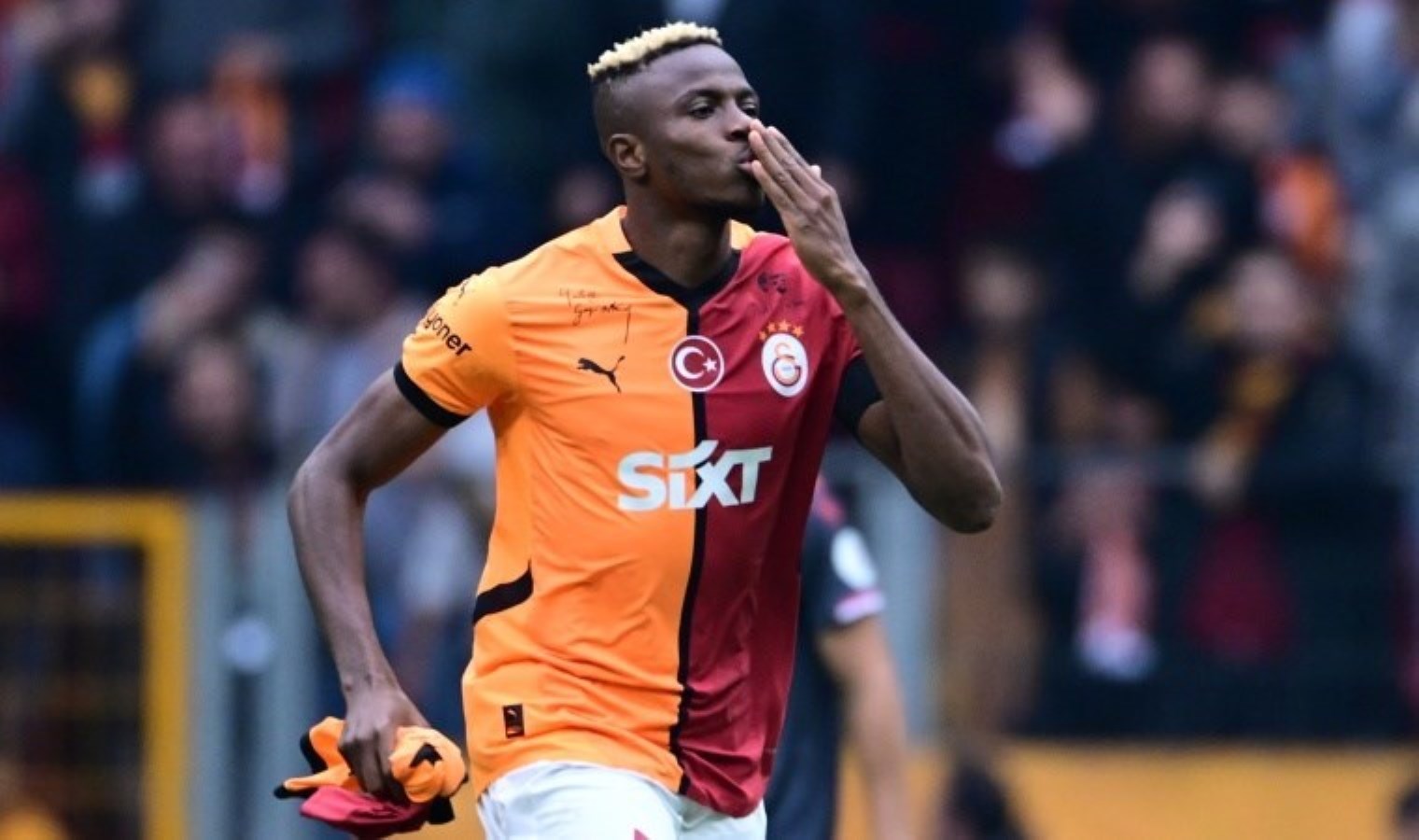 Sponsor görüşmeleri hızlandırıldı: Galatasaray’dan Victor Osimhen planı!