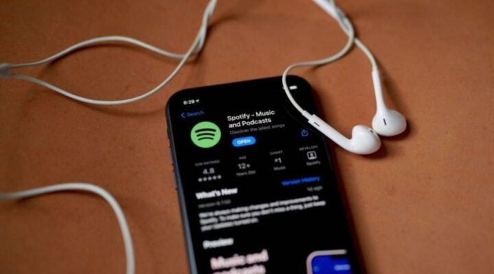 Spotify aktif abone sayısı ve kazancını açıkladı